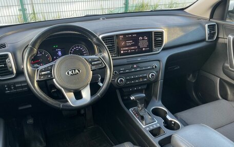 KIA Sportage IV рестайлинг, 2020 год, 2 550 000 рублей, 17 фотография