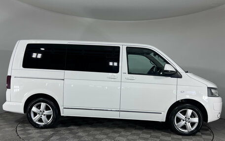 Volkswagen Multivan T5, 2013 год, 2 499 000 рублей, 6 фотография