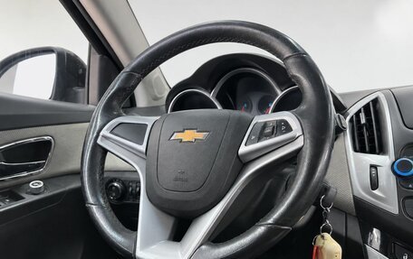 Chevrolet Cruze II, 2013 год, 939 000 рублей, 8 фотография