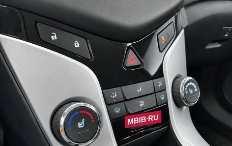 Chevrolet Cruze II, 2013 год, 939 000 рублей, 11 фотография