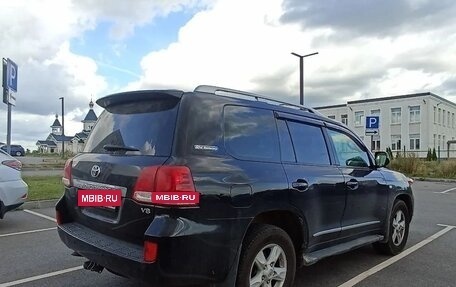 Toyota Land Cruiser 200, 2011 год, 2 680 000 рублей, 2 фотография