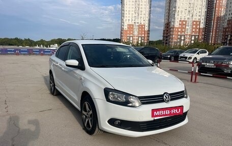 Volkswagen Polo VI (EU Market), 2014 год, 610 000 рублей, 5 фотография