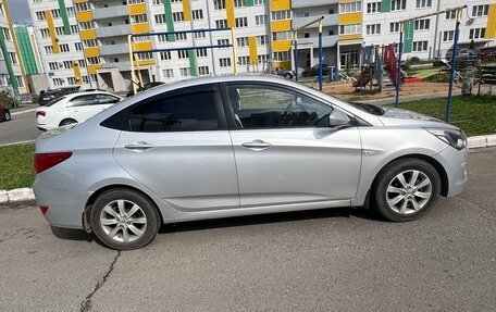 Hyundai Solaris II рестайлинг, 2014 год, 840 000 рублей, 2 фотография