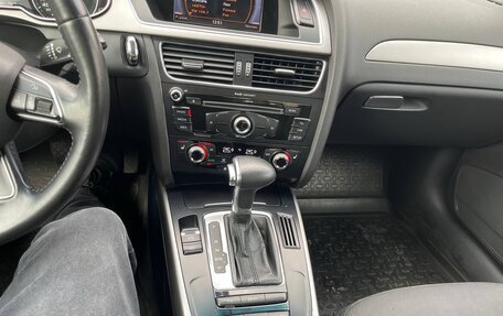 Audi A4, 2012 год, 900 000 рублей, 17 фотография