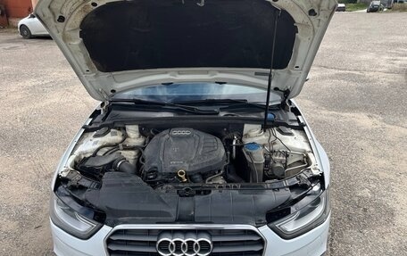 Audi A4, 2012 год, 900 000 рублей, 19 фотография
