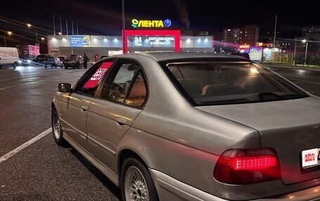 BMW 5 серия, 2001 год, 500 000 рублей, 8 фотография