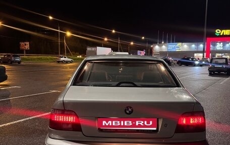 BMW 5 серия, 2001 год, 500 000 рублей, 9 фотография