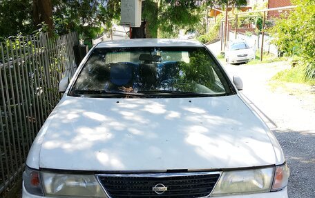 Nissan Sunny B14, 1997 год, 118 000 рублей, 1 фотография