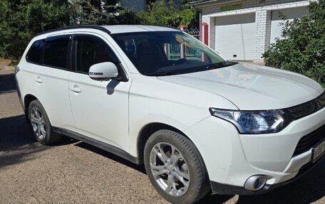 Mitsubishi Outlander III рестайлинг 3, 2012 год, 1 500 000 рублей, 5 фотография