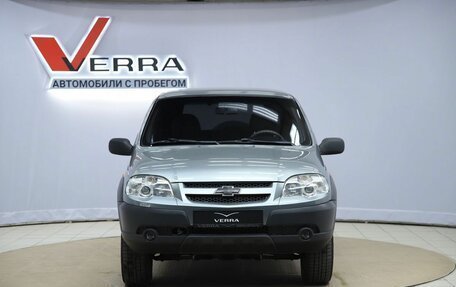 Chevrolet Niva I рестайлинг, 2010 год, 550 000 рублей, 2 фотография