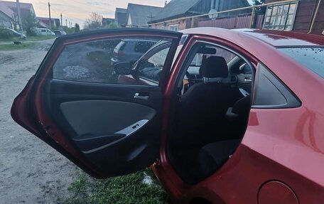 Hyundai Solaris II рестайлинг, 2012 год, 605 000 рублей, 7 фотография