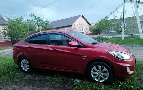 Hyundai Solaris II рестайлинг, 2012 год, 605 000 рублей, 5 фотография