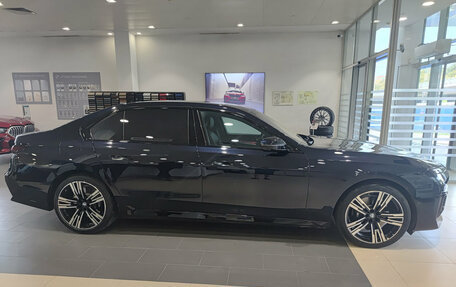 BMW 7 серия, 2023 год, 10 700 000 рублей, 5 фотография