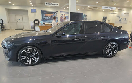 BMW 7 серия, 2023 год, 10 700 000 рублей, 10 фотография