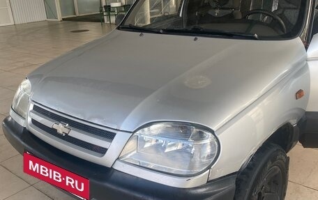 Chevrolet Niva I рестайлинг, 2004 год, 230 000 рублей, 2 фотография