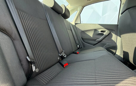 Volkswagen Polo VI (EU Market), 2011 год, 600 000 рублей, 15 фотография