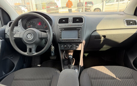 Volkswagen Polo VI (EU Market), 2011 год, 600 000 рублей, 17 фотография