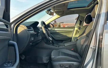 Skoda Superb III рестайлинг, 2022 год, 1 990 004 рублей, 10 фотография