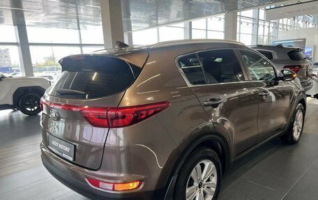 KIA Sportage IV рестайлинг, 2018 год, 1 995 000 рублей, 5 фотография