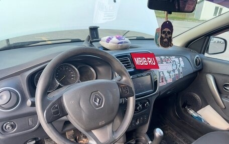 Renault Logan II, 2014 год, 600 000 рублей, 5 фотография
