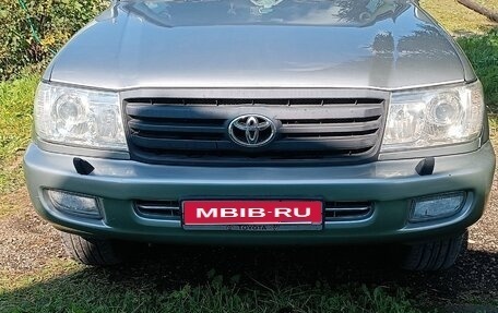 Toyota Land Cruiser 100 рестайлинг 2, 2000 год, 1 650 000 рублей, 1 фотография