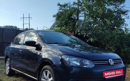 Volkswagen Polo VI (EU Market), 2011 год, 750 000 рублей, 1 фотография