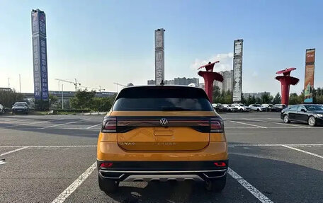 Volkswagen T-Cross I, 2023 год, 1 310 000 рублей, 5 фотография
