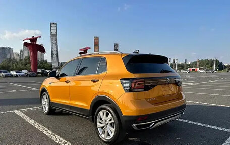 Volkswagen T-Cross I, 2023 год, 1 310 000 рублей, 6 фотография