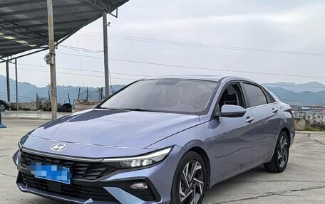 Hyundai Elantra, 2023 год, 1 402 550 рублей, 3 фотография