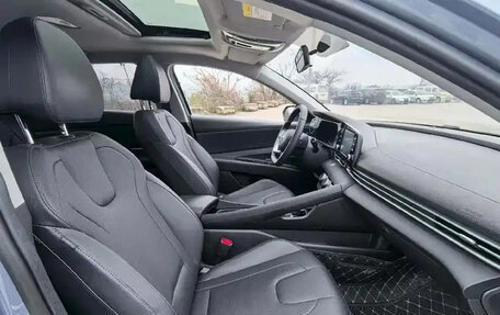 Hyundai Elantra, 2023 год, 1 402 550 рублей, 8 фотография