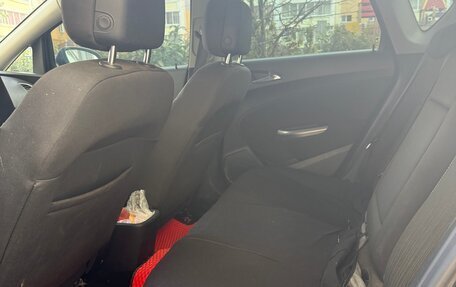 Opel Astra J, 2011 год, 320 000 рублей, 14 фотография