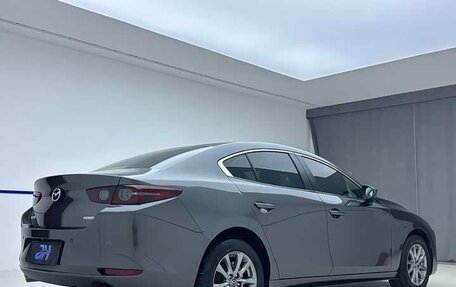 Mazda 3, 2022 год, 1 755 000 рублей, 2 фотография