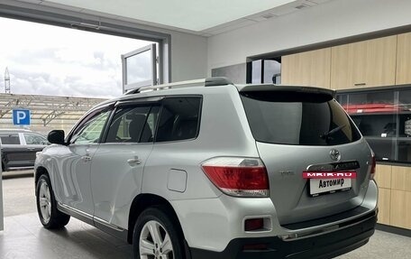 Toyota Highlander III, 2012 год, 2 070 000 рублей, 6 фотография