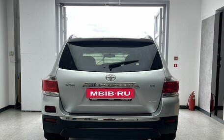 Toyota Highlander III, 2012 год, 2 070 000 рублей, 5 фотография