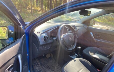 Renault Sandero II рестайлинг, 2016 год, 590 000 рублей, 11 фотография