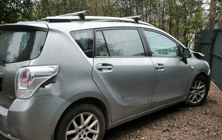 Toyota Verso I, 2010 год, 500 000 рублей, 2 фотография