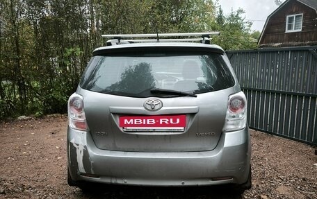 Toyota Verso I, 2010 год, 500 000 рублей, 3 фотография