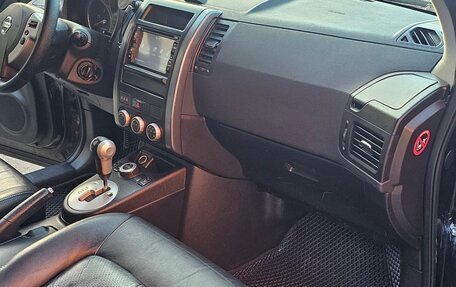 Nissan X-Trail, 2010 год, 600 000 рублей, 11 фотография