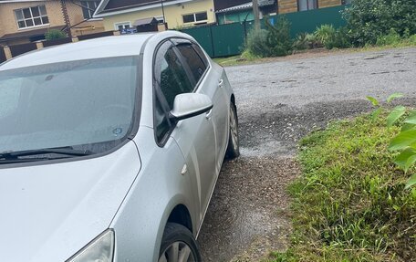 Opel Astra J, 2011 год, 320 000 рублей, 5 фотография