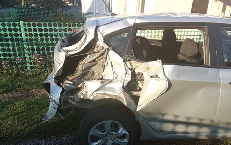 Hyundai Solaris II рестайлинг, 2013 год, 350 000 рублей, 12 фотография