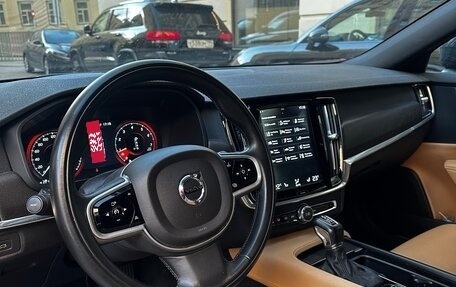 Volvo V90 Cross Country I рестайлинг, 2018 год, 3 600 000 рублей, 8 фотография