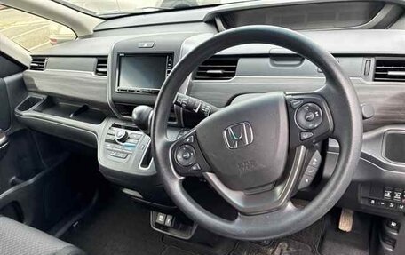 Honda Freed II, 2023 год, 1 450 000 рублей, 3 фотография