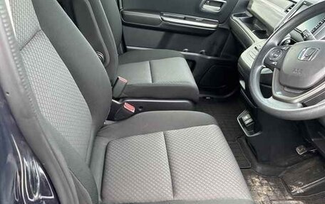 Honda Freed II, 2023 год, 1 450 000 рублей, 7 фотография