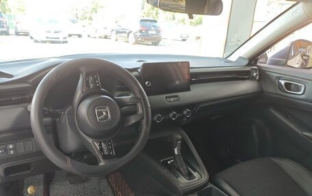 Honda Vezel, 2023 год, 1 780 000 рублей, 6 фотография