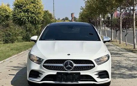 Mercedes-Benz A-Класс, 2022 год, 1 815 004 рублей, 2 фотография
