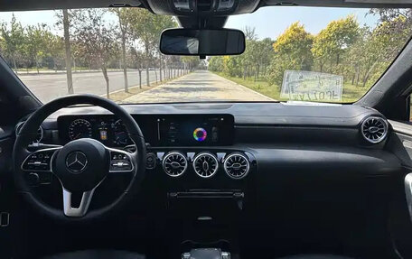 Mercedes-Benz A-Класс, 2022 год, 1 815 004 рублей, 13 фотография