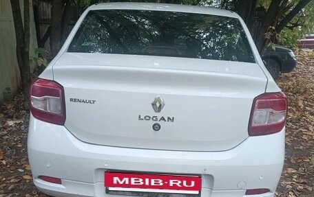 Renault Logan II, 2017 год, 664 000 рублей, 3 фотография