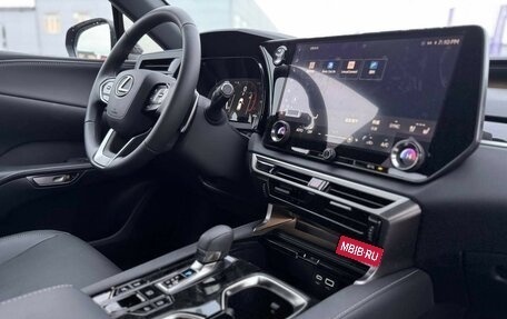 Lexus RX IV рестайлинг, 2025 год, 8 490 000 рублей, 9 фотография