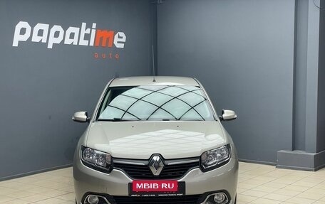 Renault Logan II, 2018 год, 799 000 рублей, 2 фотография