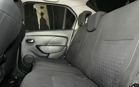 Renault Logan II, 2018 год, 799 000 рублей, 9 фотография